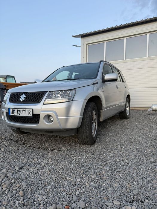 Vând Suzuki Grand Vitara
Motor 1.9 ( diesel)
An de fabricație 2006
Km