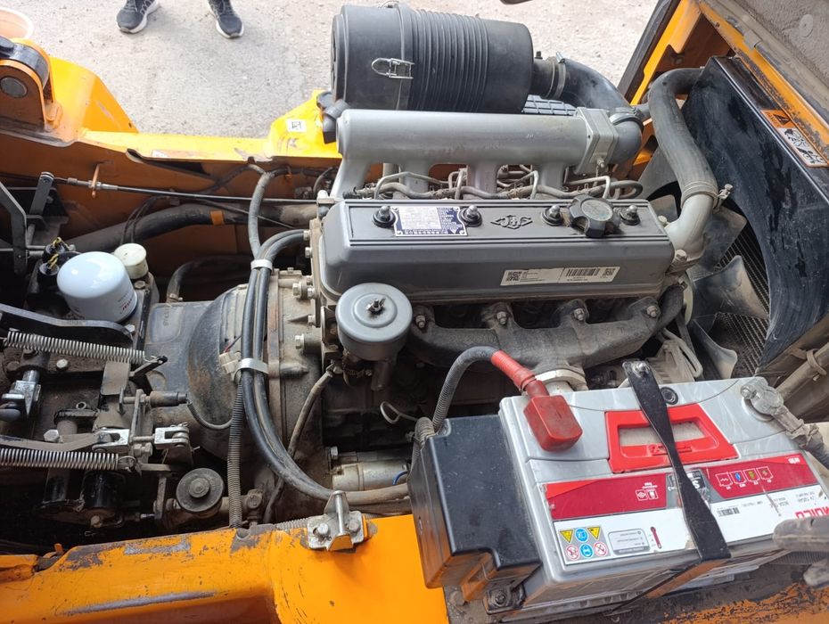 Продам вилочный погрузчик