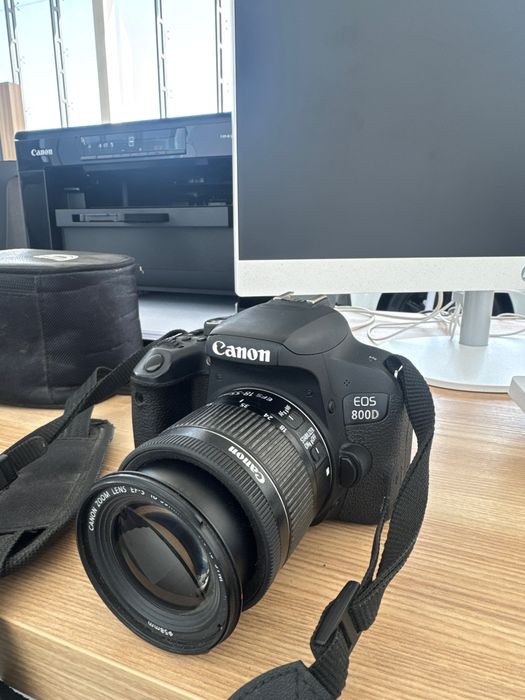 Продаеться Canon 800D