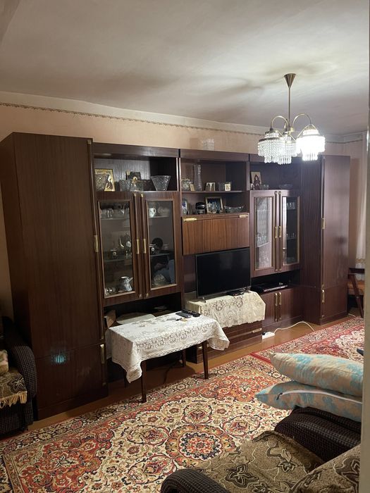 Продаётся своя 4х комнатная квартира.