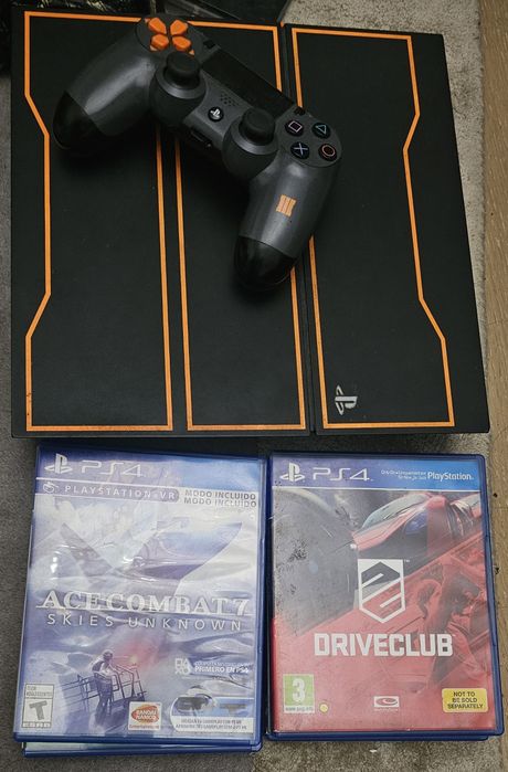 Consolă PlayStation 4 (PS4) 1TB Ediție Limitată Call of Duty Black Ops III + Controller Original BO3