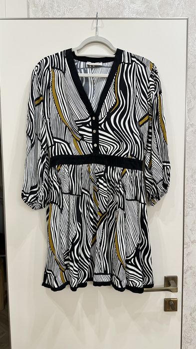 Продам платья в хорошем состояние