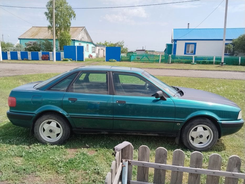 Продам Audi 80 B4