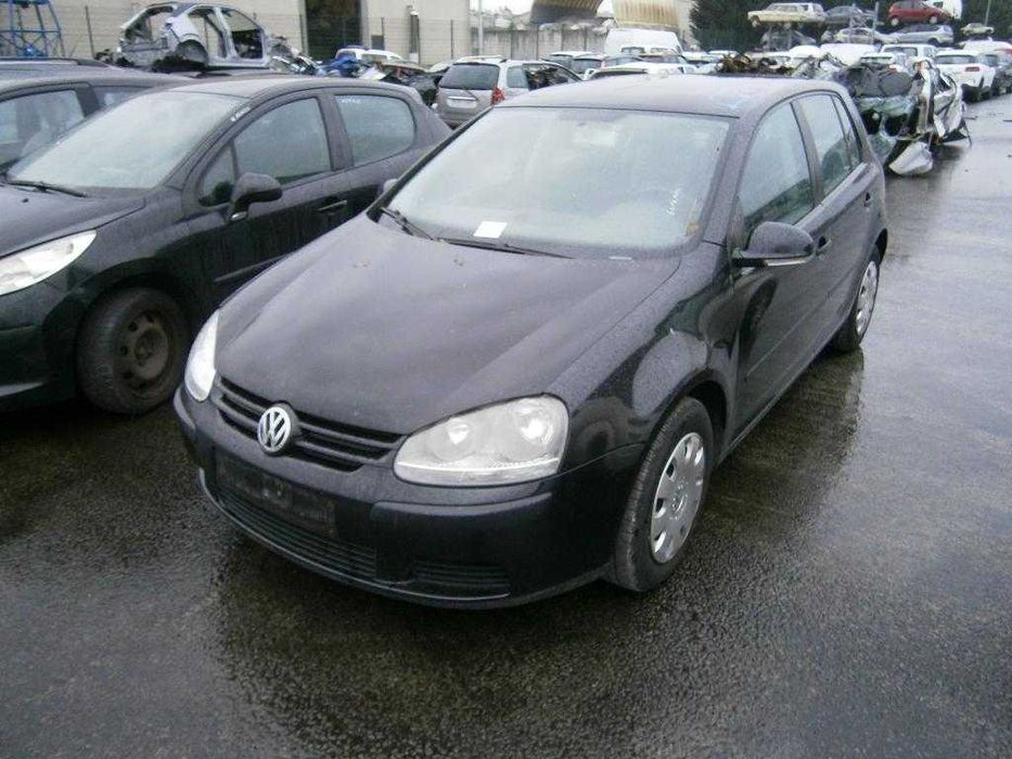 Volkswagen Golf V 1.4/1.6FSI. 1.9/2.0TDi (2004-2009) +2вр. на части