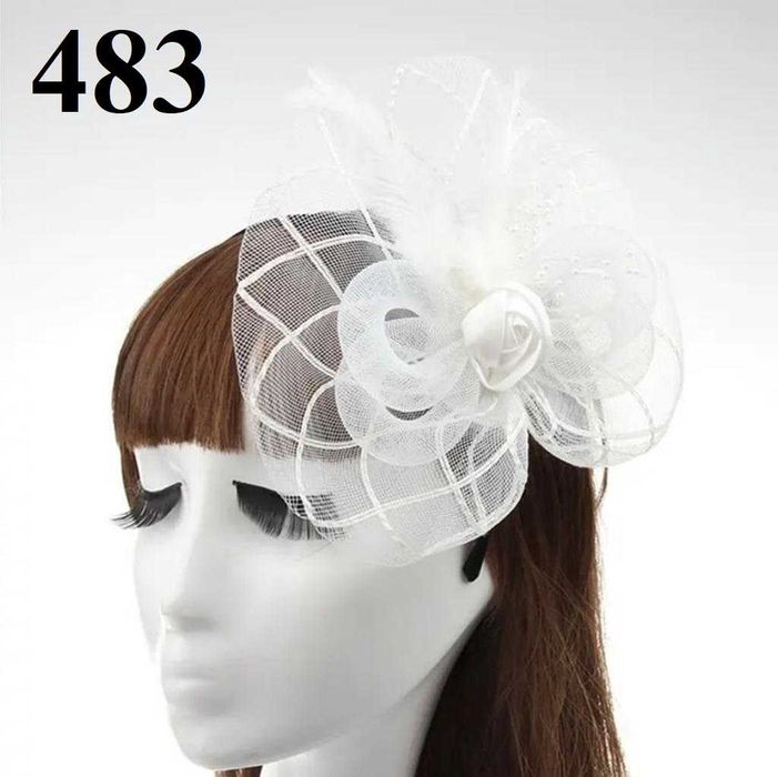 Voaleta alba/mov/albastra