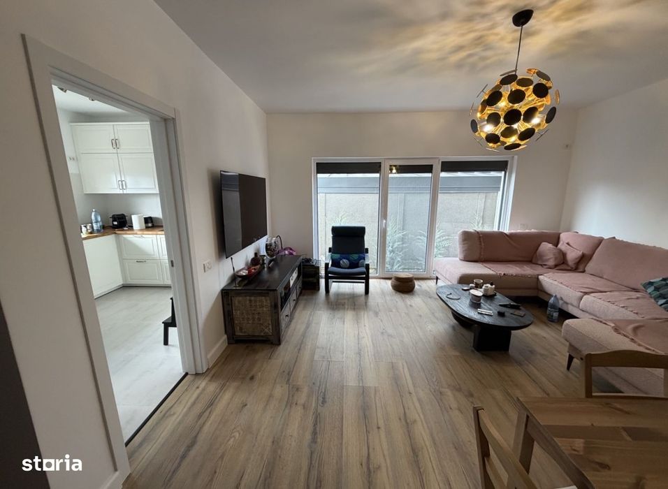 Vila 5 camere, Dobroesti, strada Trifoiului
