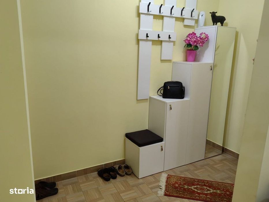 Apartament 3 camere etaj 2, zona Vidin, renovat 2022
