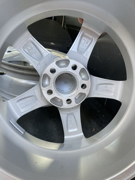 Джанти ЧИСТО НОВИ ! 16 цола 5х100