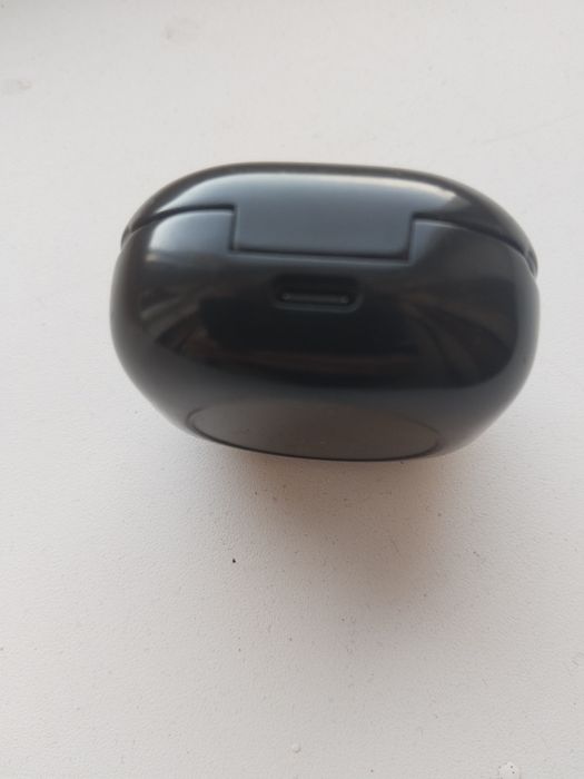 Кейс наушников Samsung galaxy buds live