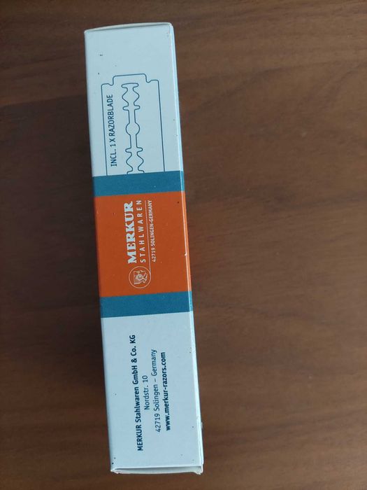 Aparat de ras Double edge safety razor Merkur Progress 510