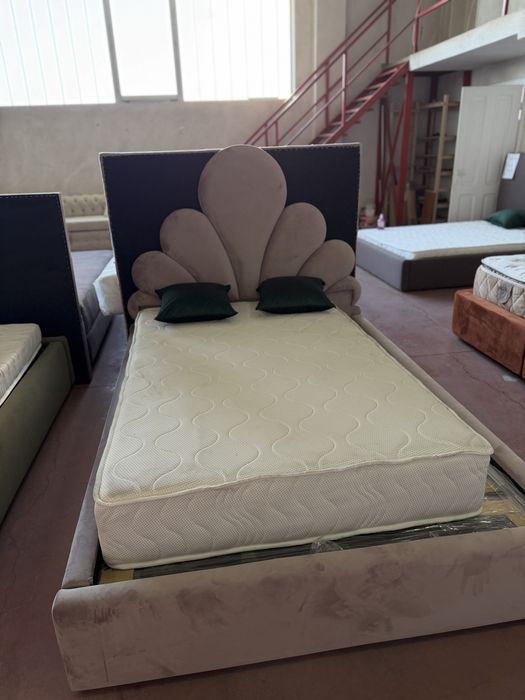 Paturi tapitate Moderne Komfort.ro /pentru mai multe modele