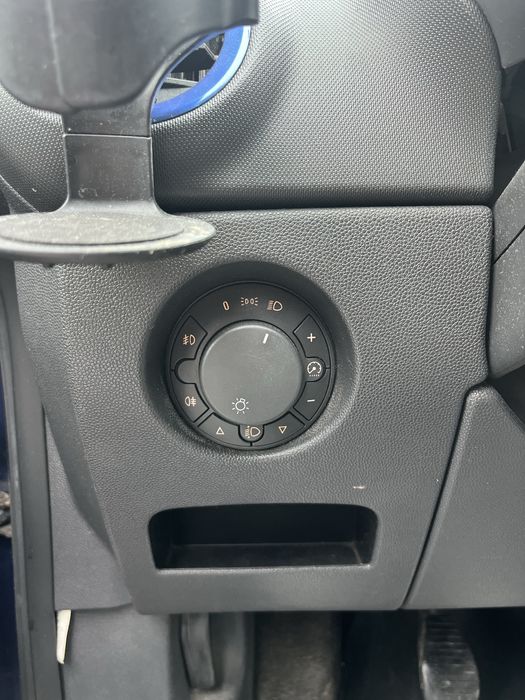 Vand Opel Corsa D (2008) 1.2 benzina.