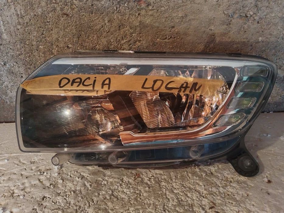 Оригинален фар за dacia logan ,sandero 2017+++