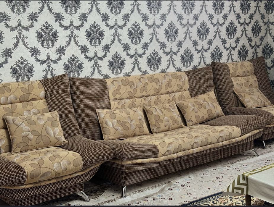 Диван кресло. Үйге ыңғайлы,әрі қолайлы.