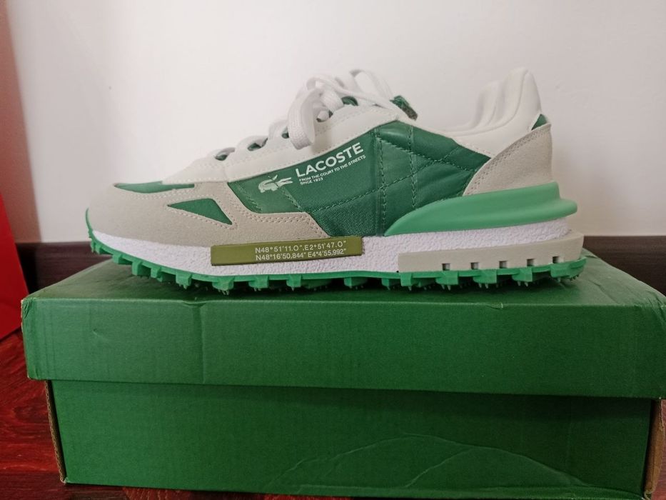 Продам абсолютно новые кроссовки Lacoste
