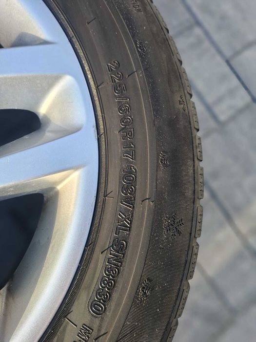 Jante BMW cu anvelope 225 60 17