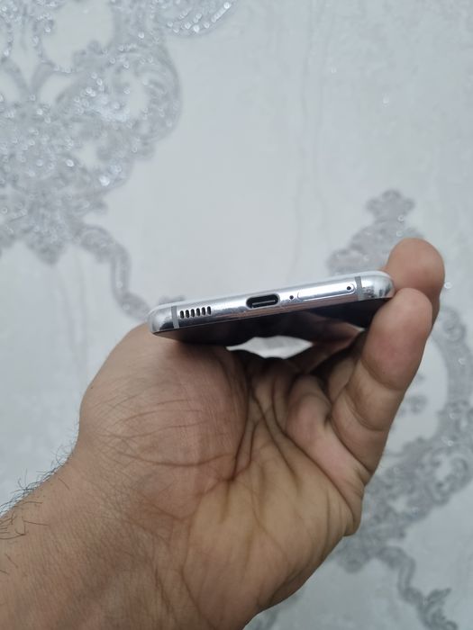 Samsung S21 8x256gb abmen yoq