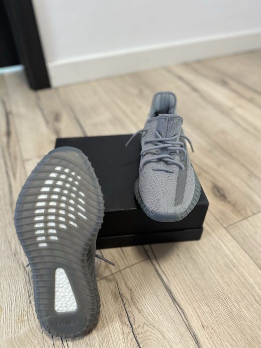 Yeezy 350 V2 Steel grey