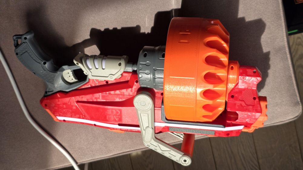 Бластер Nerf Mega