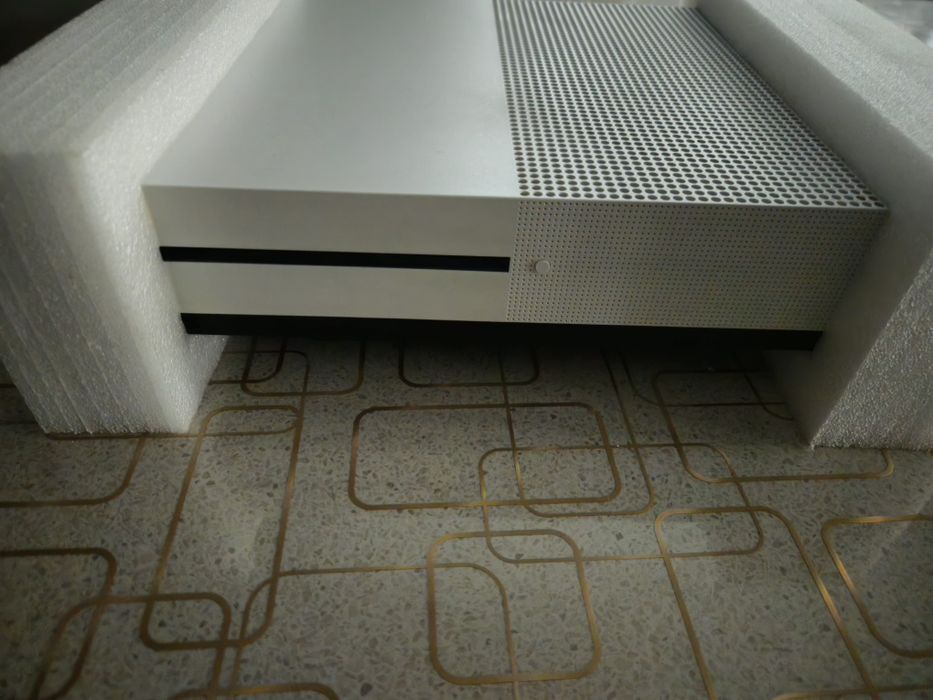 Xbox OneS+1Controller