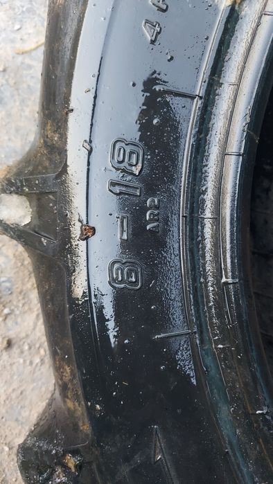 Шины на трактор.8 - 18