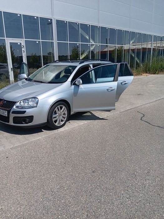 Vând Volkswagen Golf 5