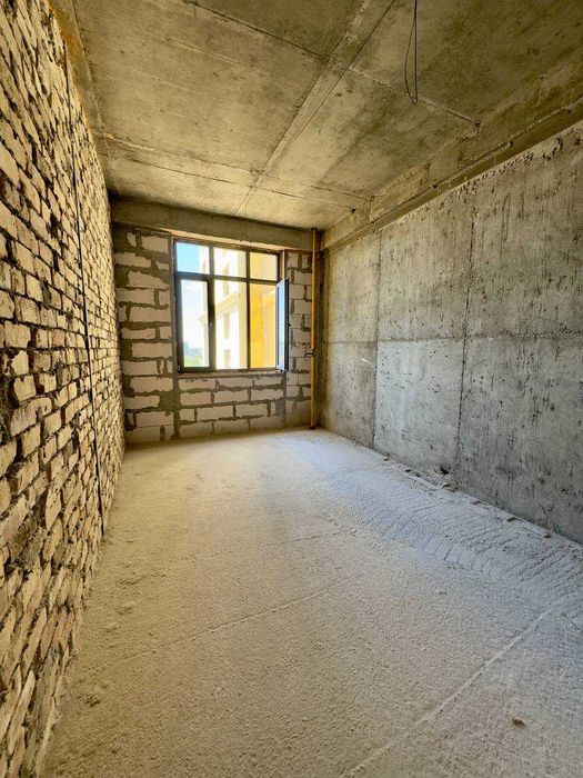 Новый жк Glad House. 2/7/11  Ул. Сарикул. 72м2. Коробка. За Вокзалом.