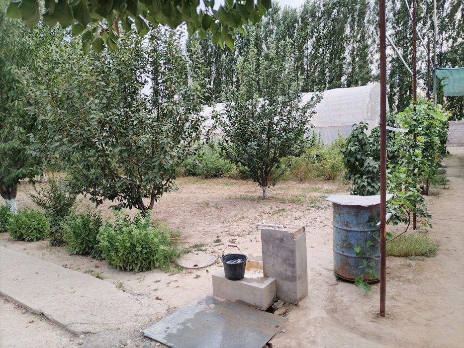 Шахарга Якин участка сотилади