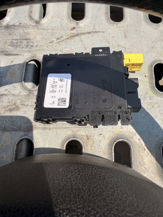 Volan cu comenzi GT claculator coloana vw passat b6 golf 5 touran eos