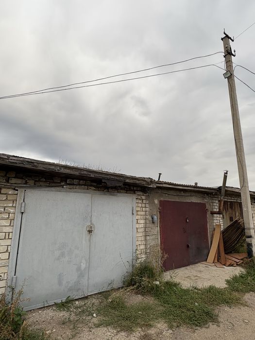 Продам гараж в кооперативе Космос
