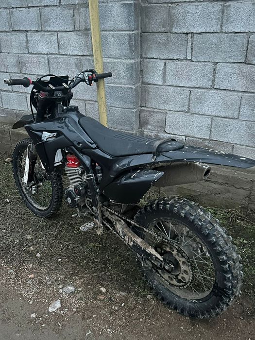 Срочно продам крос бнк