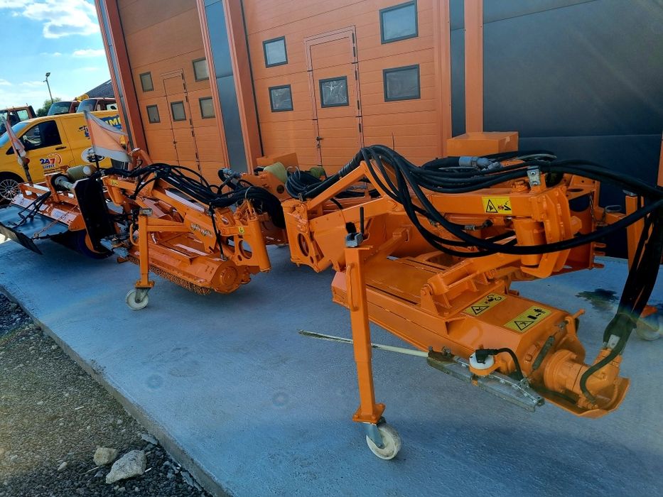 Perie mecanica sau hidraulica ptr unimog maturatoare