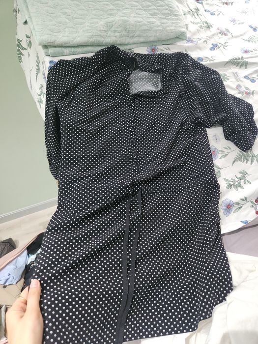 Mango razmer 38 (m) tugri keladi, vashi zur turadi...xolati alo. Kam k