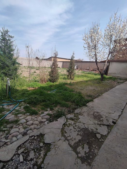 Уй сотилади 9 соток Сергели Номданак маҳалла