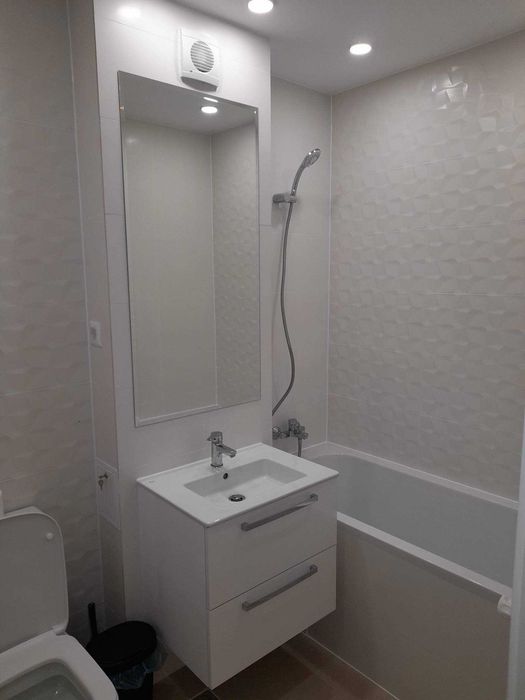 Inchiriez apartament 2 camere Hils Palady