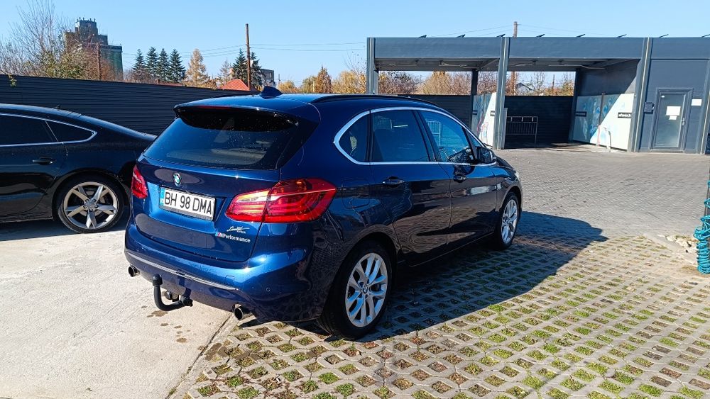 Vand sau schimb Bmw seria 2 Active tourer 2015