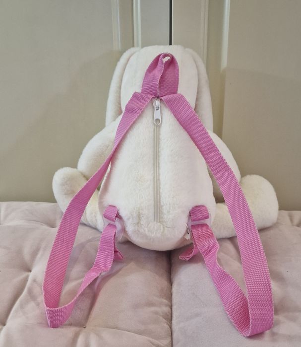 Раница заек (бяло)