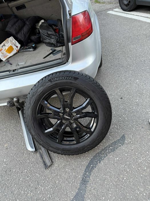 Vand jante in stare perfecta