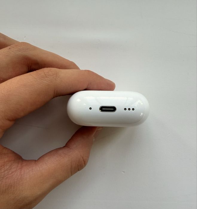 Airpods 4 ANC