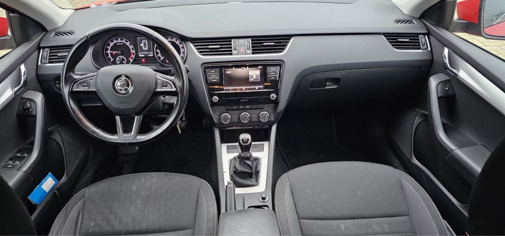 Skoda Octavia // 1.6 Diesel / 2018