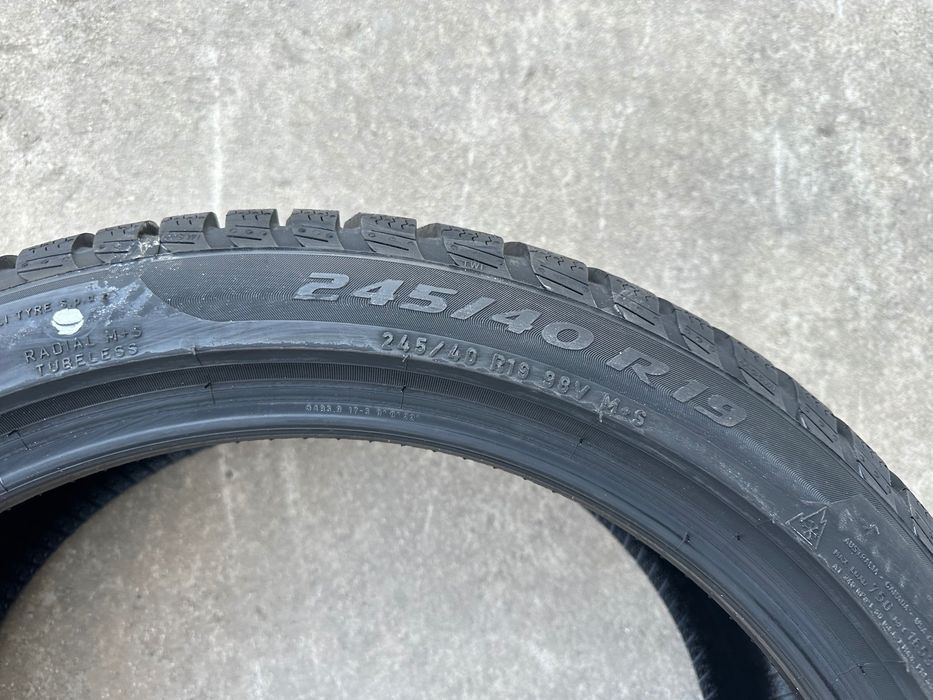 Гума нова зимна гуми 245/40/19” PIRELLI SOTTOZERO 3,RFT