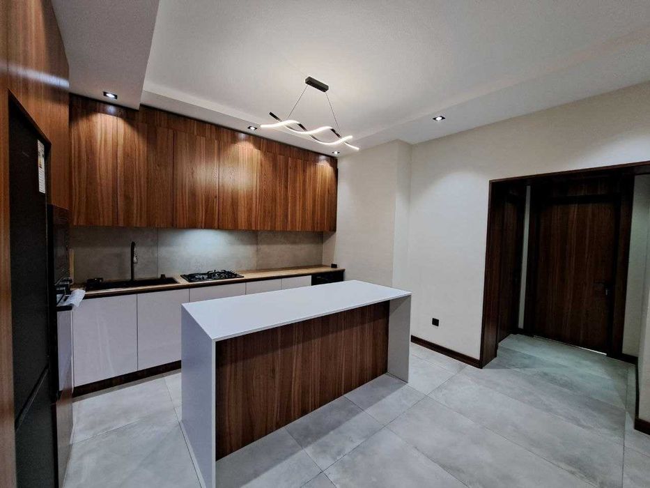 Айрапорт срочн 3 х сотилади