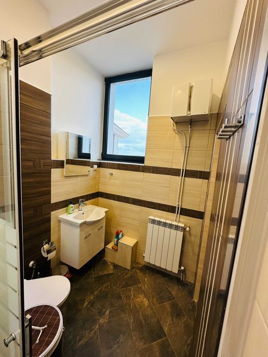 Дава се под наем Етаж от къща в Банско - 90 кв.м за 800 € - Снимка #16