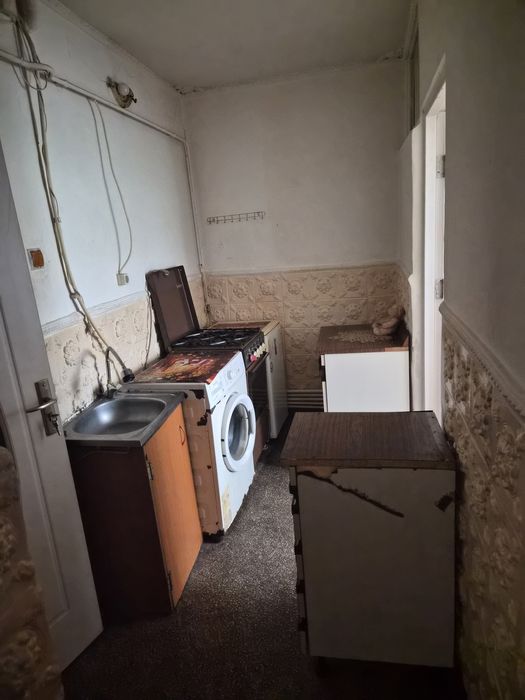 Inchiriez apartament micro19