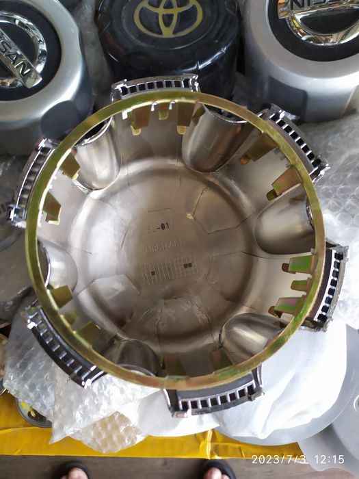 Колпаки Мицубиси