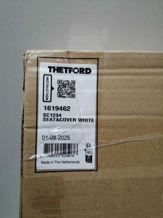 Тоалетна седалка чиния Thetford с капак за кемпер за химическа тоалетна