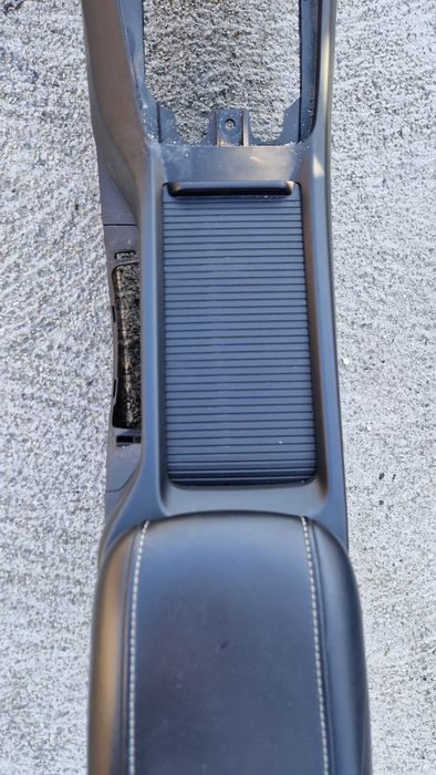 Cotiera piele Volvo V40 2013