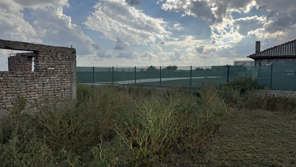 Tomis-Plus-Varianta Constanta-Ovidiu-teren 1000 mp d23m