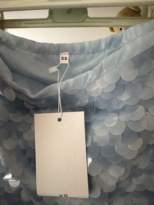 Пола от пайети по модел на Зара