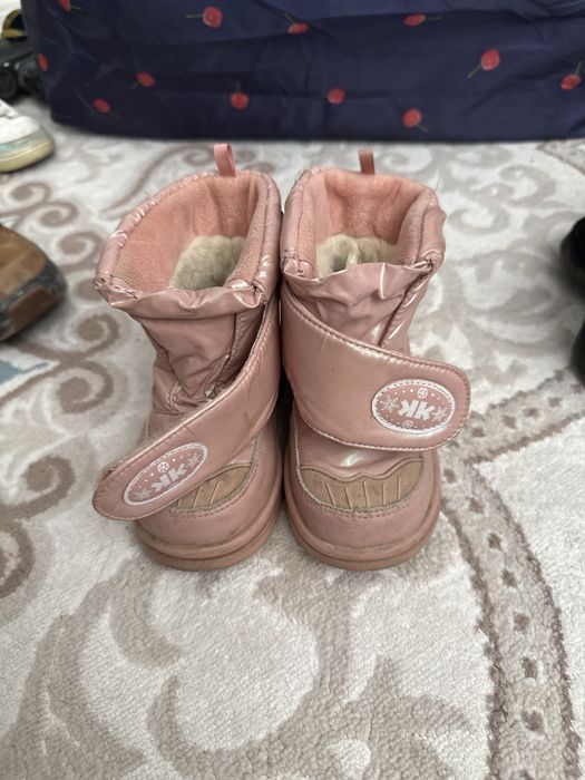 Продаю взрослую и детскую обувь